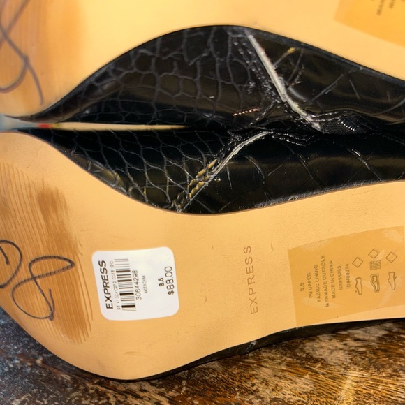 ❤︎❤︎Black Faux Croc. Stiletto Mid-Shin Boots by EXPRESS❤︎❤︎ - Picture 7 of 7